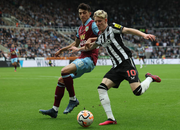 比起场上的 比起场上的